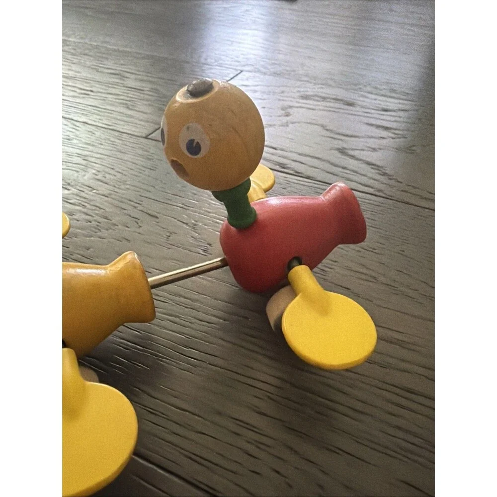 Fisher Price Toys Canada Vintage 1956 Duck Mom Ducklings Pull Toy Wood Family